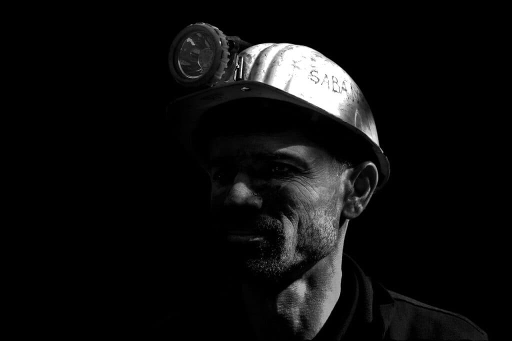 miner, helmets, black-1903622.jpg